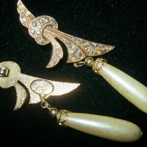 "KIRKS FOLLY NEW/SIGNED PEARL DROP W/MARCASITES PIERCED EARRINGS" BEAUTIFUL!